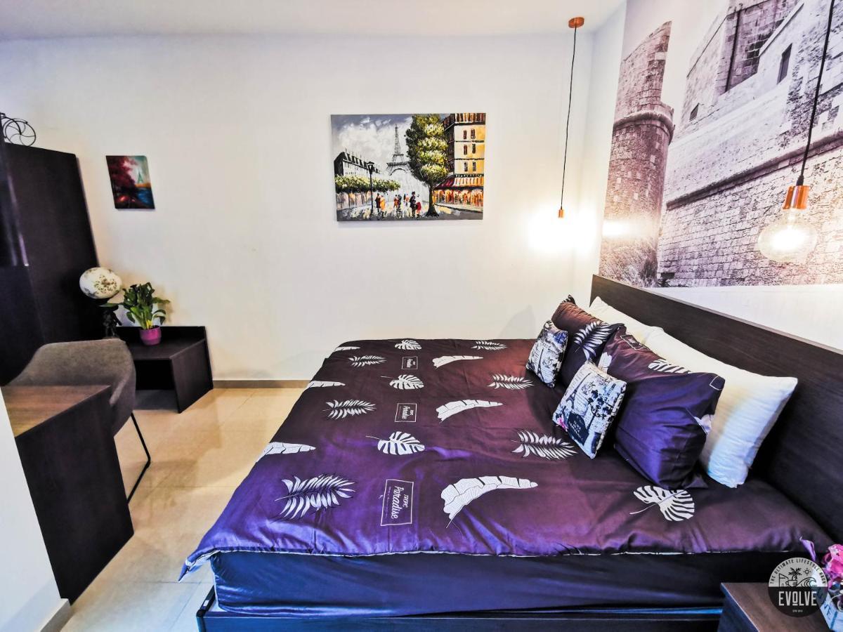 Evolve Coliving Guesthouse Sliema Buitenkant foto