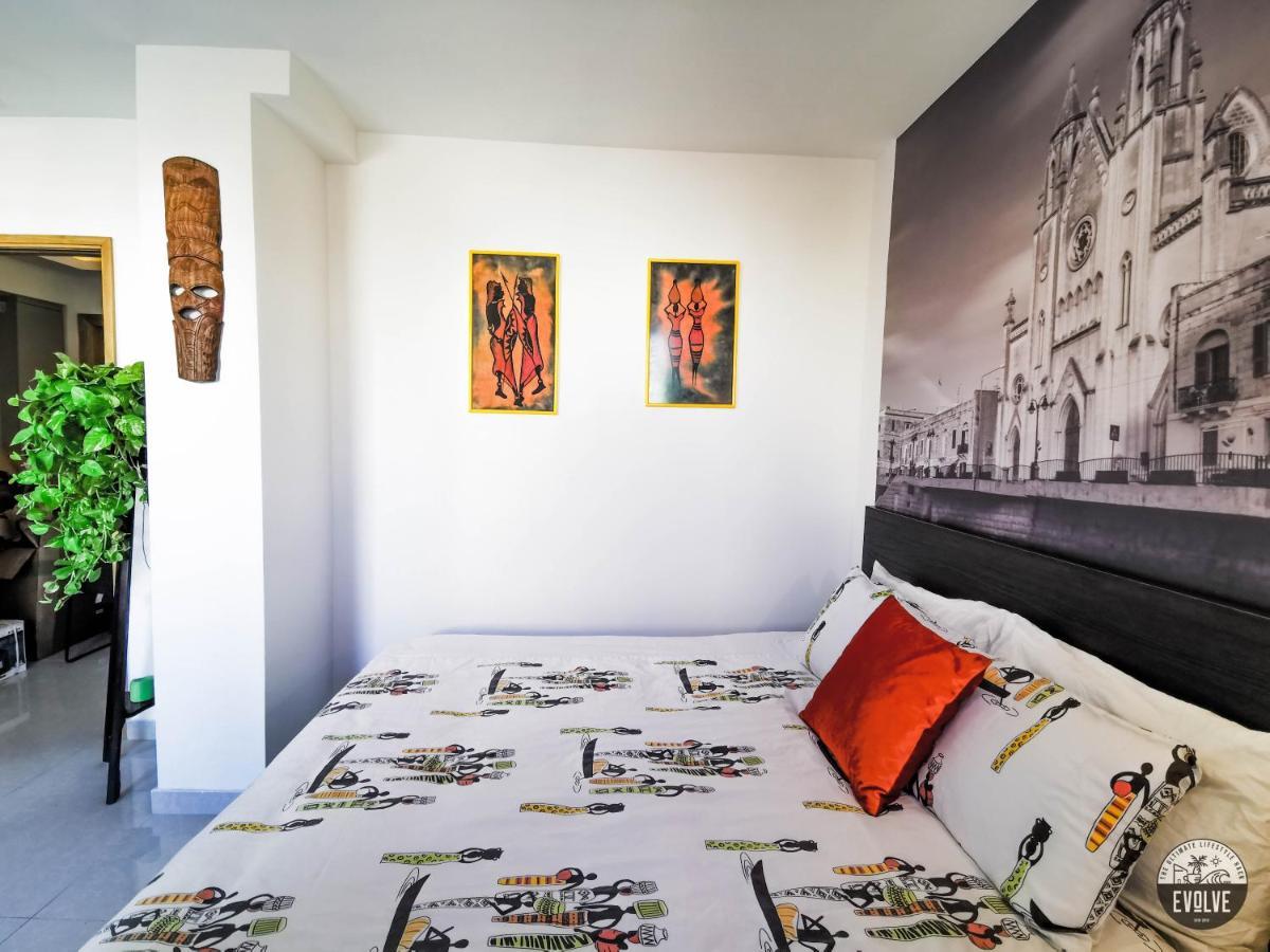 Evolve Coliving Guesthouse Sliema Buitenkant foto